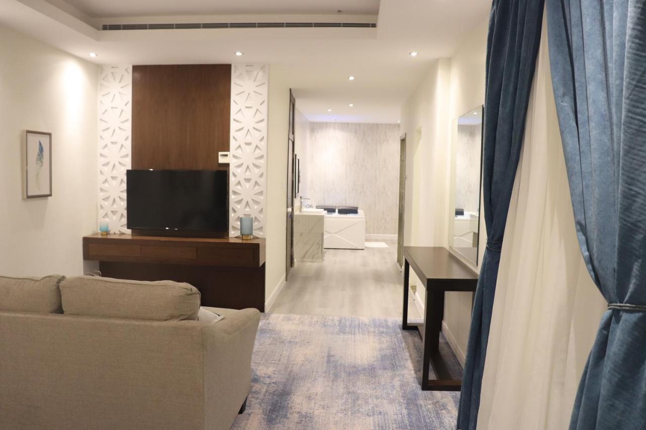 Thwary Hotel Suites Riadh Exterior foto