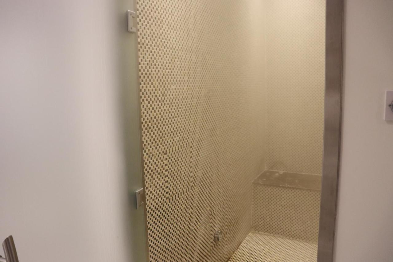 Thwary Hotel Suites Riadh Exterior foto