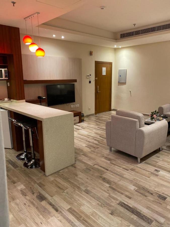 Thwary Hotel Suites Riadh Exterior foto