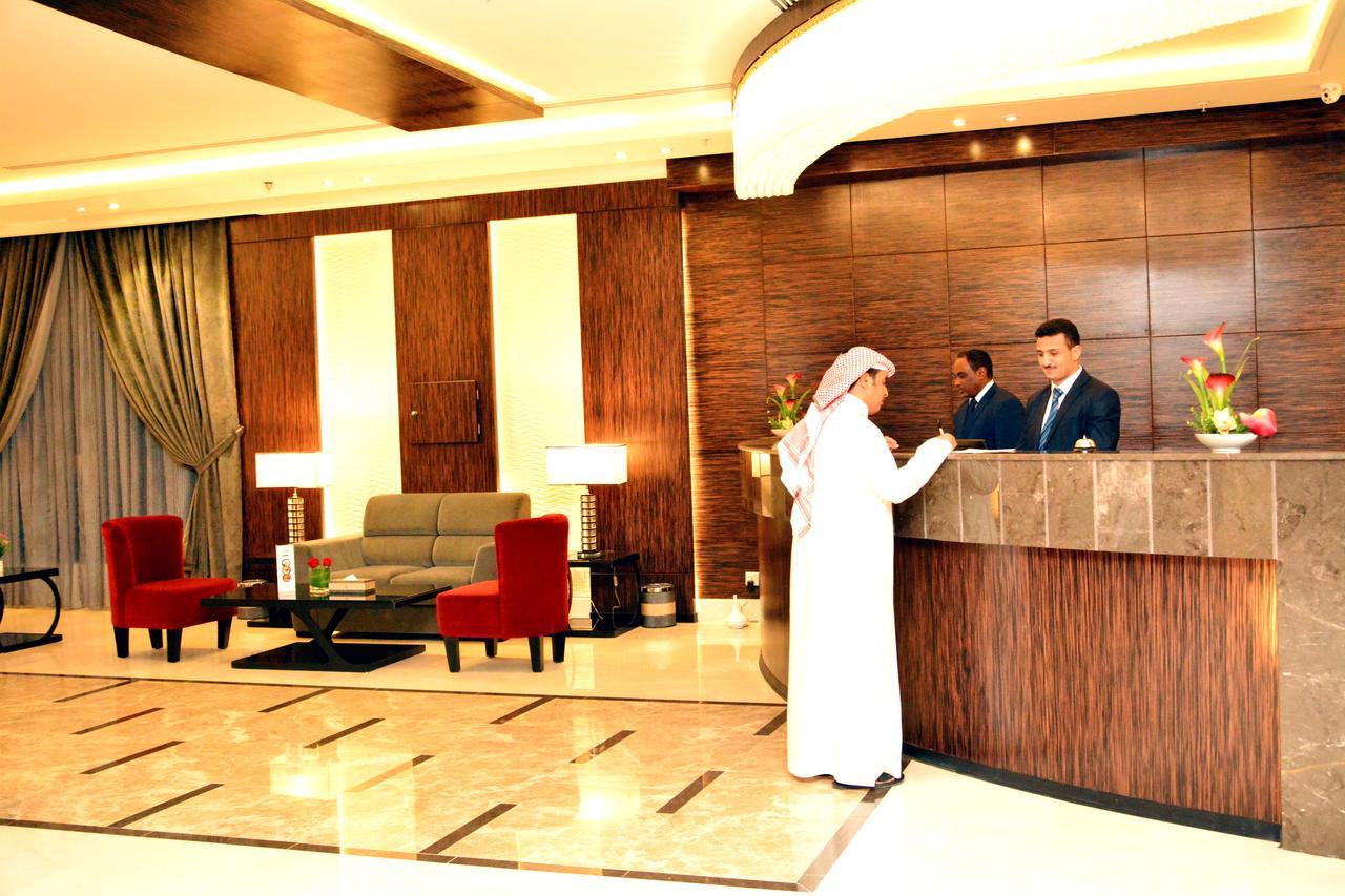Thwary Hotel Suites Riadh Exterior foto