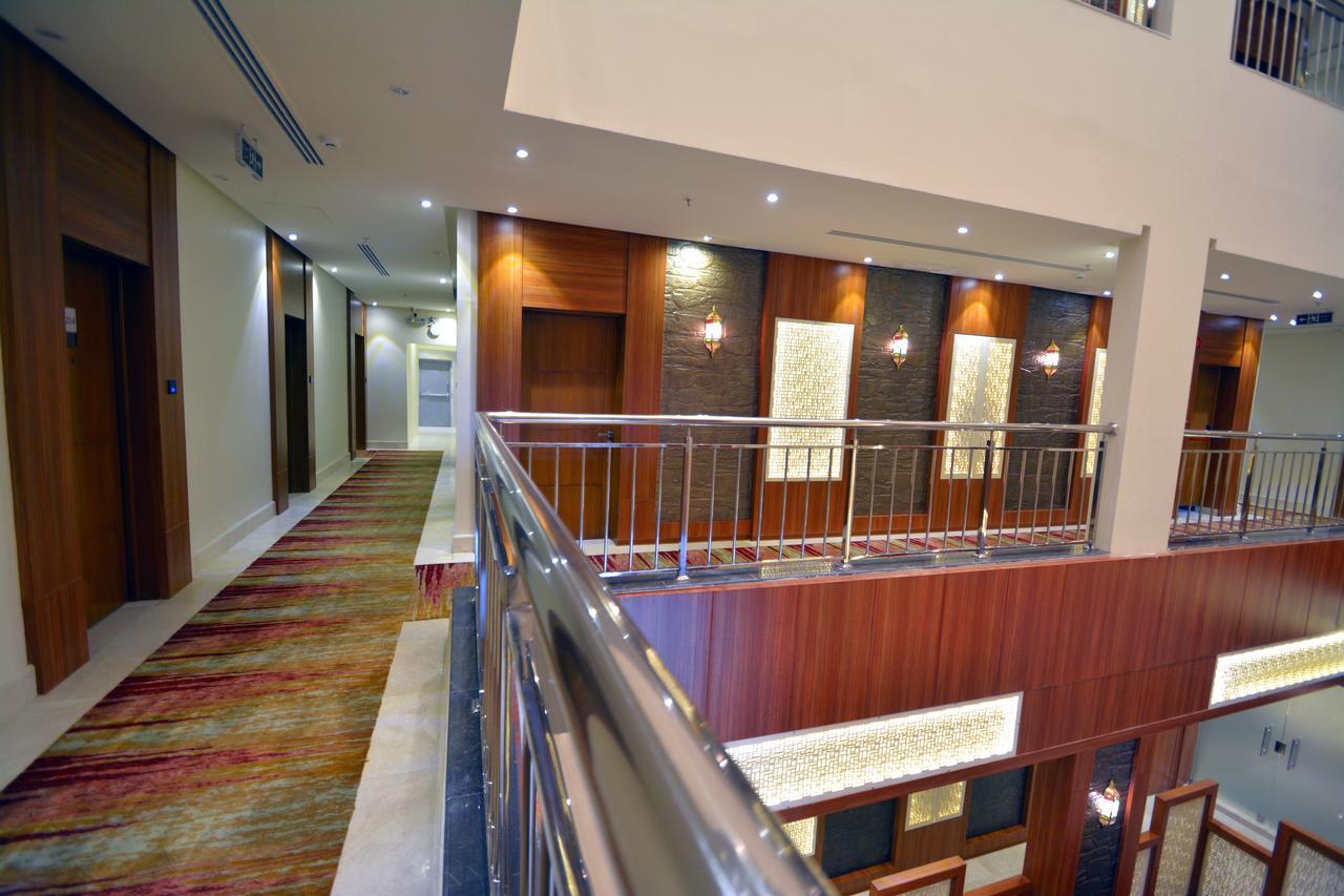 Thwary Hotel Suites Riadh Exterior foto
