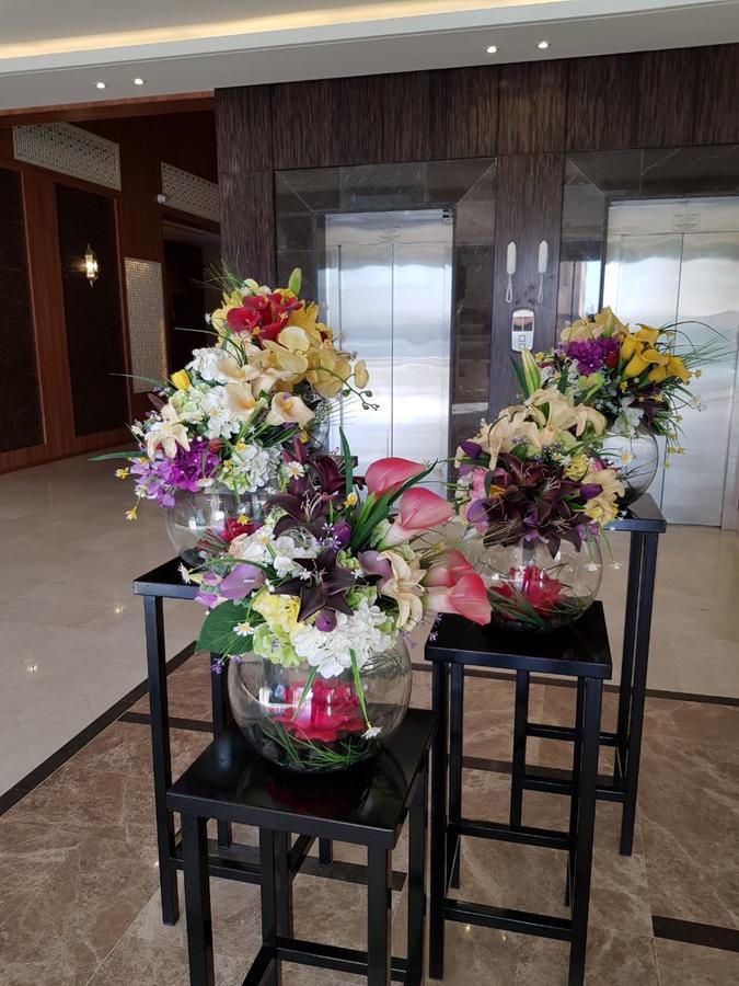 Thwary Hotel Suites Riadh Exterior foto